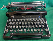 Listing image for VINTAGE EVEREST MODEL 90 PORTABLE - MADE IN ITALY